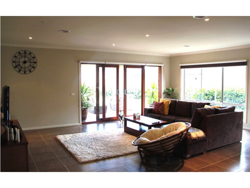 20 Haslewood Street, Point Cook VIC 3030