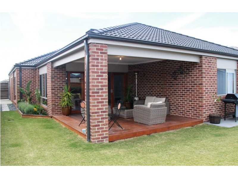 20 Haslewood Street, Point Cook VIC 3030