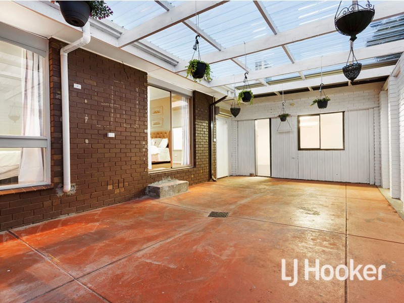 20 Burgundy Drive, Wyndham Vale VIC 3024