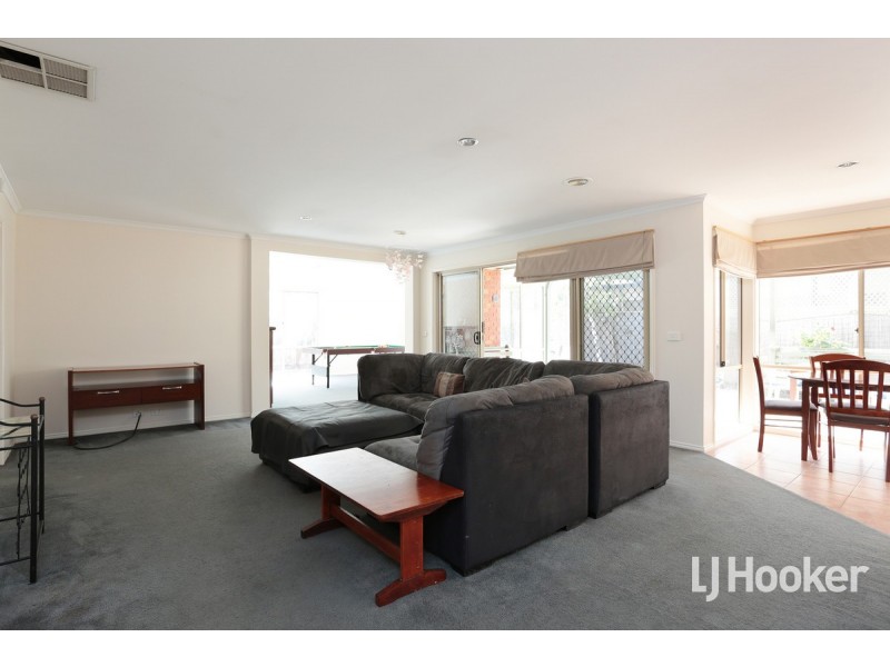 3 La Coruna Gardens, Point Cook VIC 3030