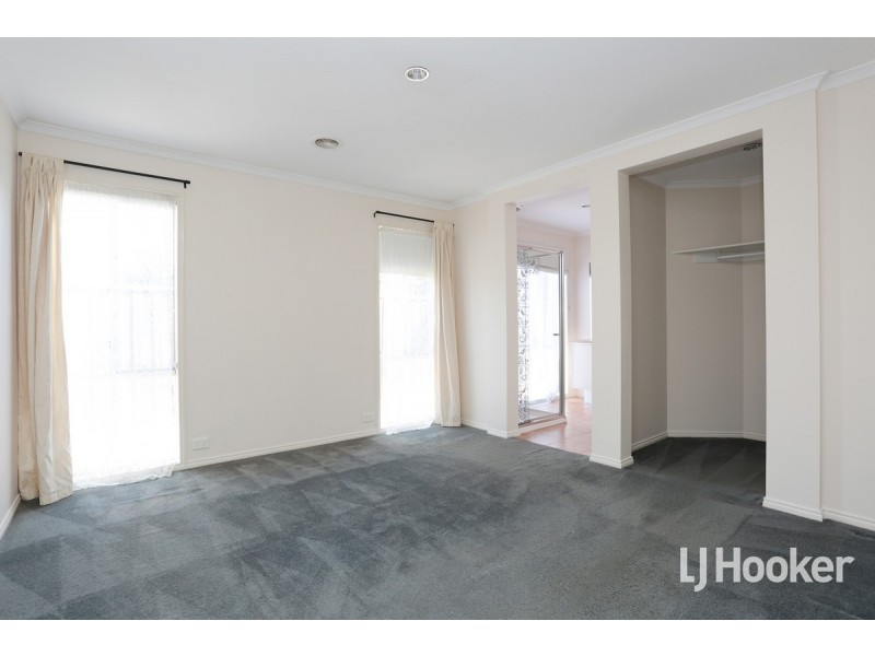3 La Coruna Gardens, Point Cook VIC 3030