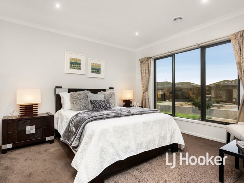 67 Regal Road, Point Cook VIC 3030