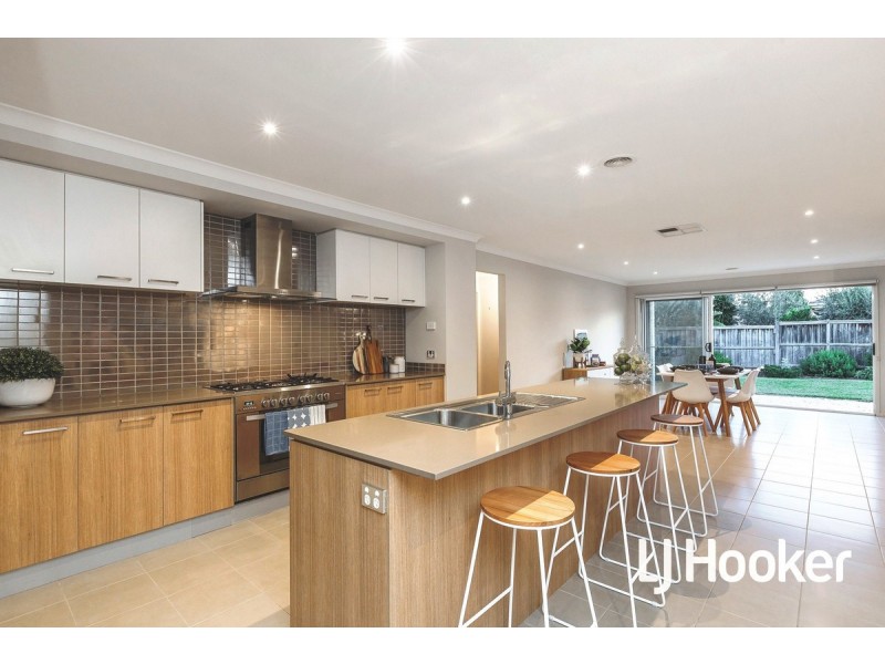 31 Yuruga Boulevard, Point Cook VIC 3030