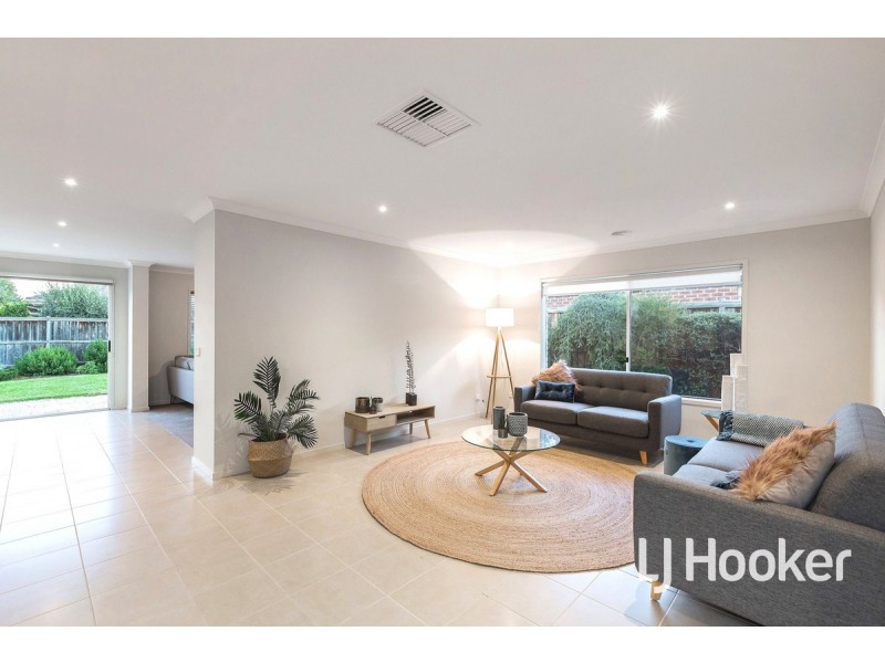 31 Yuruga Boulevard, Point Cook VIC 3030