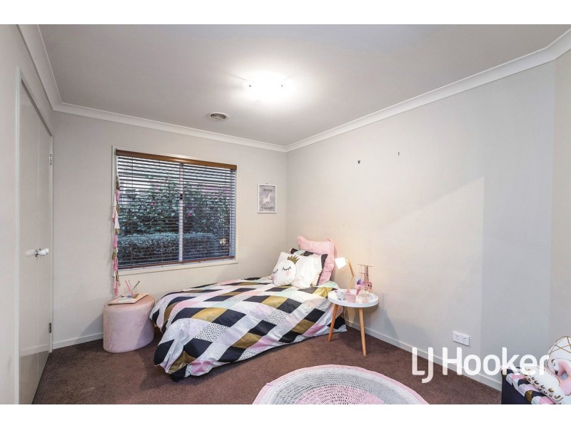 31 Yuruga Boulevard, Point Cook VIC 3030