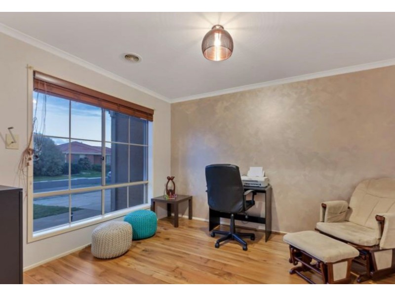 22 Castleton Avenue, Tarneit VIC 3029