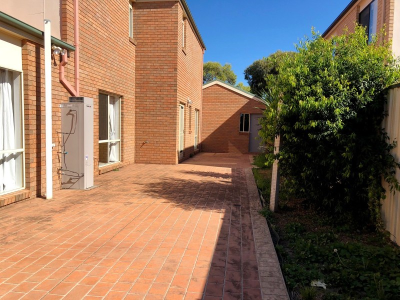 6 Ronaldsay Place, Point Cook VIC 3030