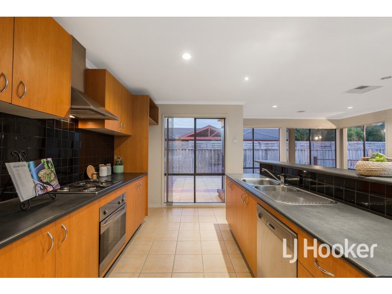 47 Dunkirk Drive, Point Cook VIC 3030