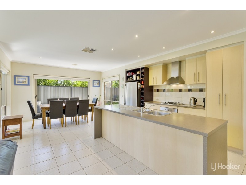 4 Citronella Circuit, Point Cook VIC 3030