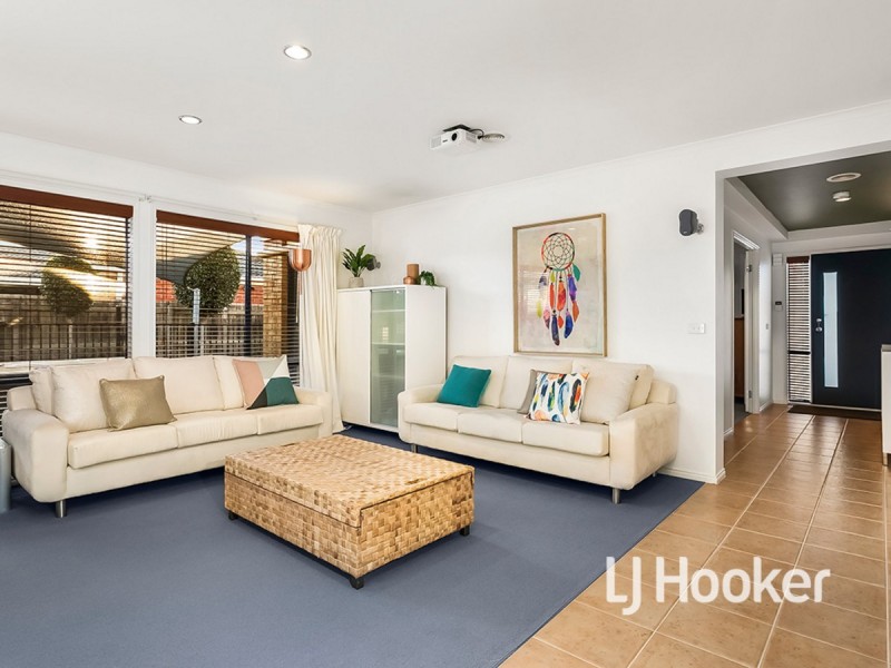 23 Jamieson Way, Point Cook VIC 3030
