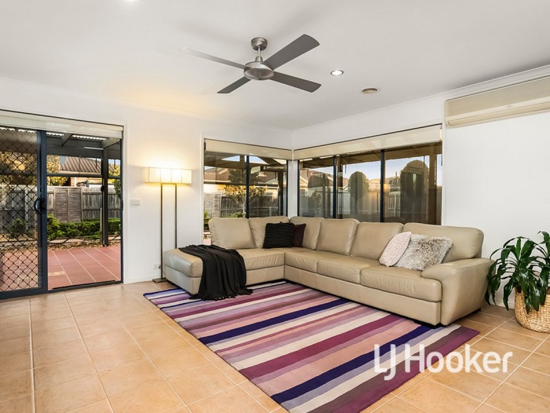 23 Jamieson Way, Point Cook VIC 3030