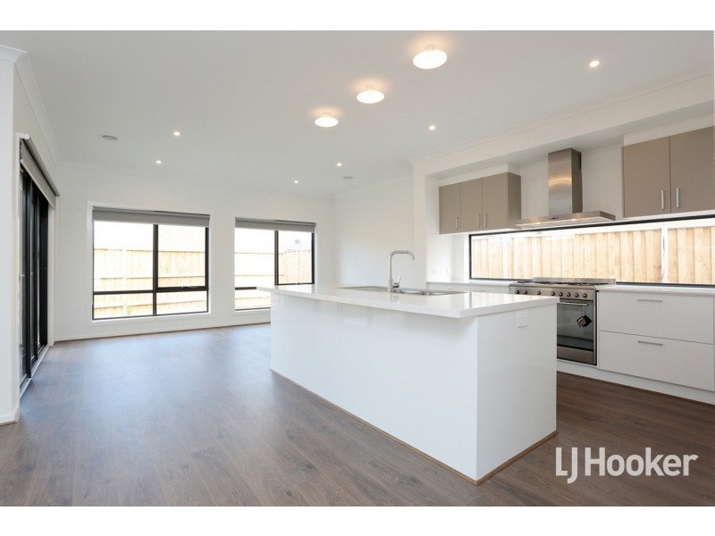 5 Ashwell Avenue, Williams Landing VIC 3027