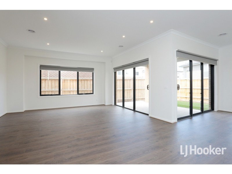 5 Ashwell Avenue, Williams Landing VIC 3027