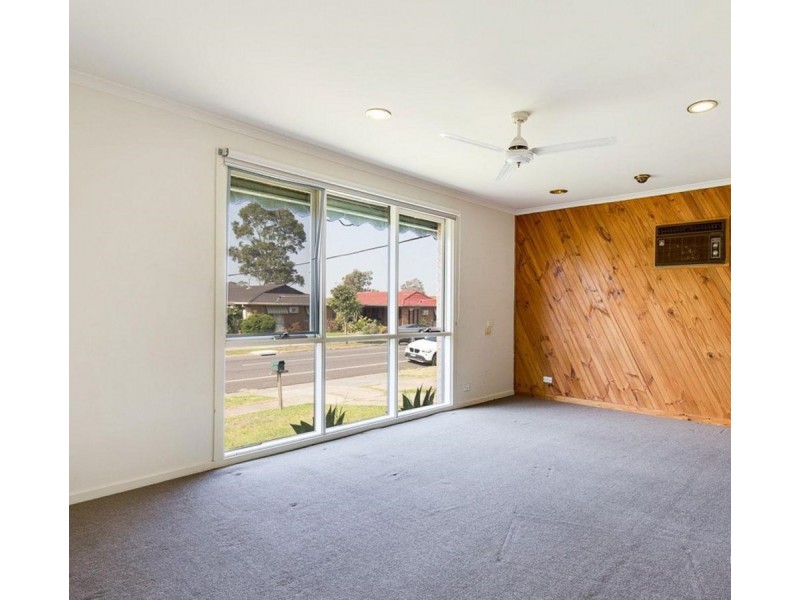 121 Cambridge Crescent, Wyndham Vale VIC 3024