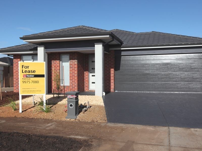 6 Warren Place, Truganina VIC 3029