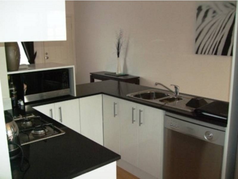 8/2-6 Kelly Street, Werribee VIC 3030