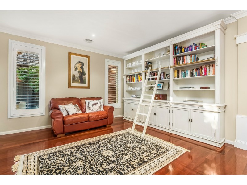 6 Tennant Street, Point Cook VIC 3030