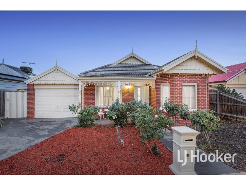 14 Beacon Avenue, Point Cook VIC 3030