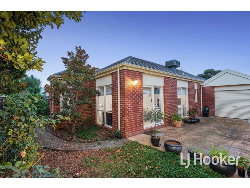 14 Beacon Avenue, Point Cook VIC 3030