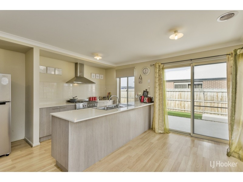 25 Chapman Drive, Wyndham Vale VIC 3024