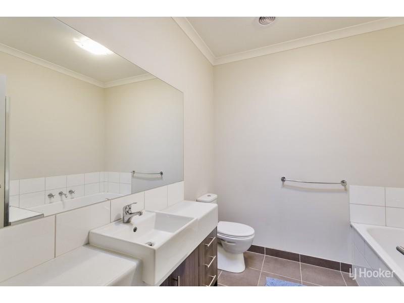 7/42 Mitchells Lane, Sunbury VIC 3429