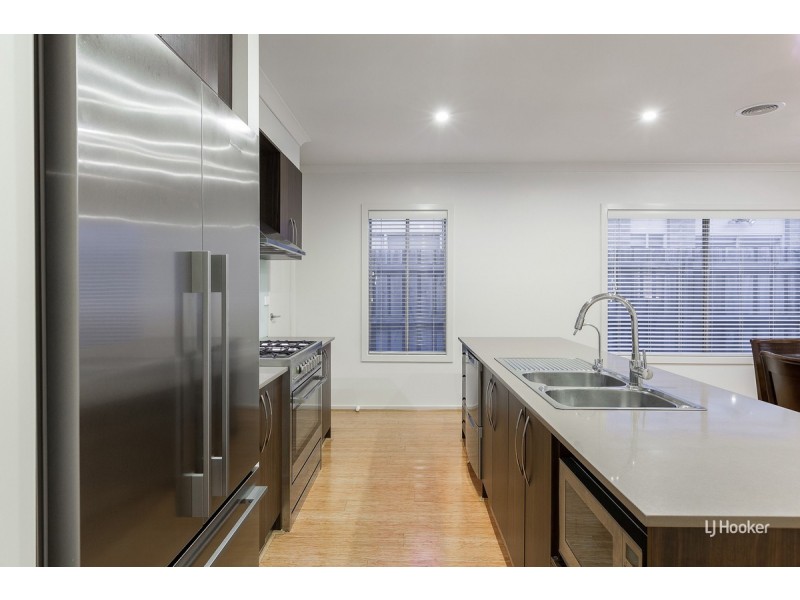 17 Spinifex Street, Point Cook VIC 3030