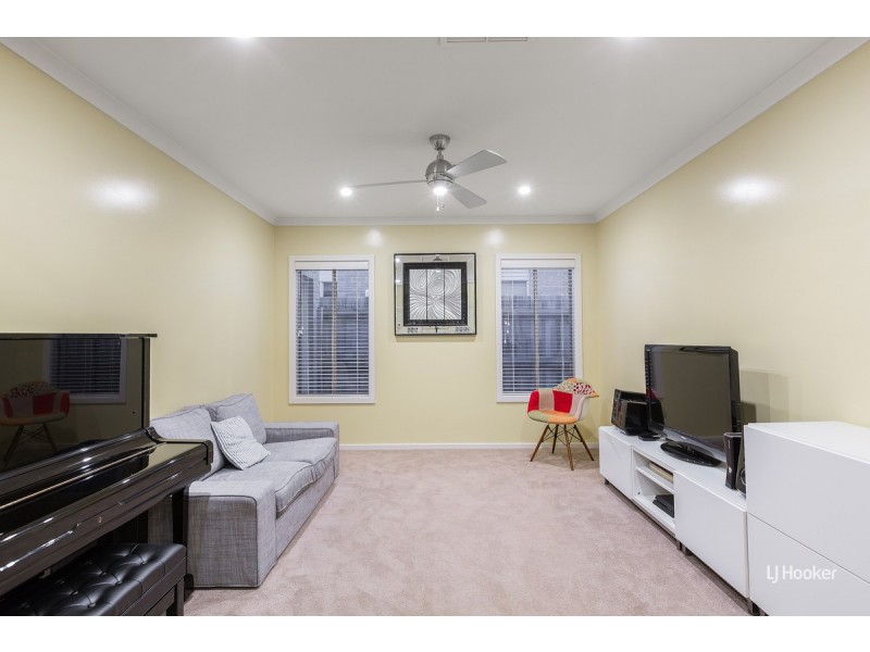 17 Spinifex Street, Point Cook VIC 3030