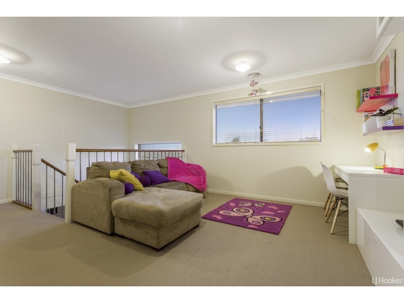 14 Pier Way, Point Cook VIC 3030