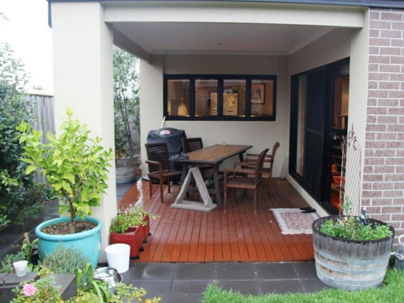 5 Black Court, Williams Landing VIC 3027