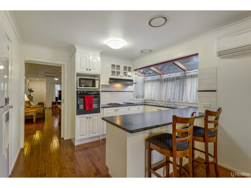 30 Central Avenue, Altona Meadows VIC 3028