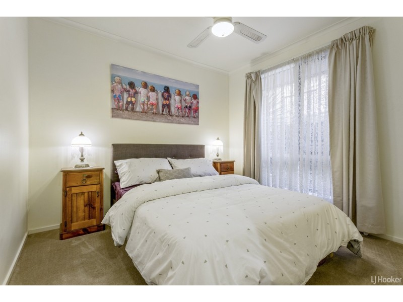 30 Central Avenue, Altona Meadows VIC 3028