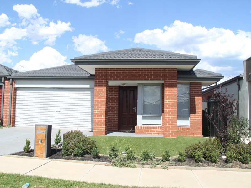 14 Silverbush Way, Truganina VIC 3029