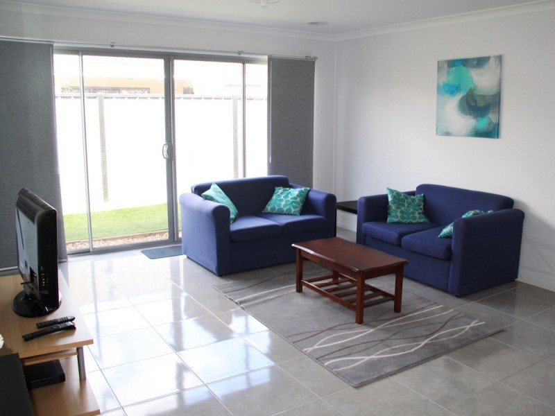 14 Silverbush Way, Truganina VIC 3029