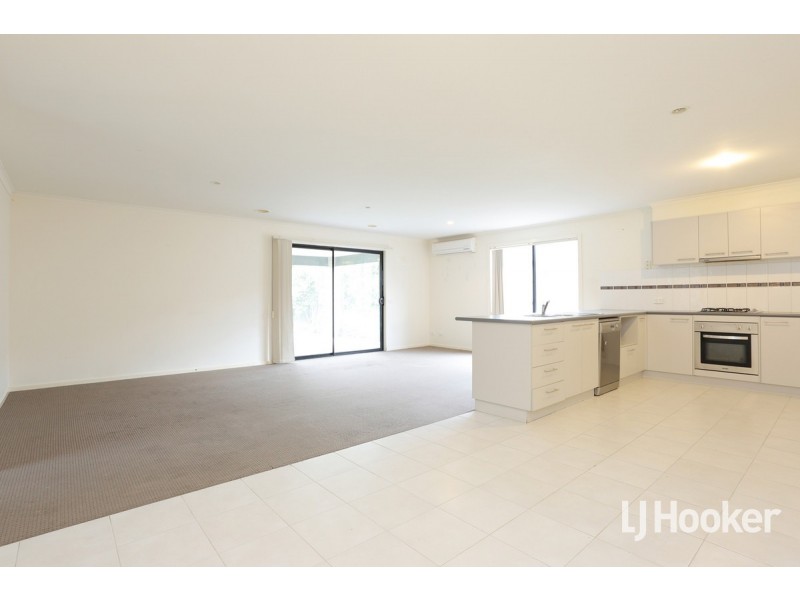 31 Hydrangea Drive, Point Cook VIC 3030