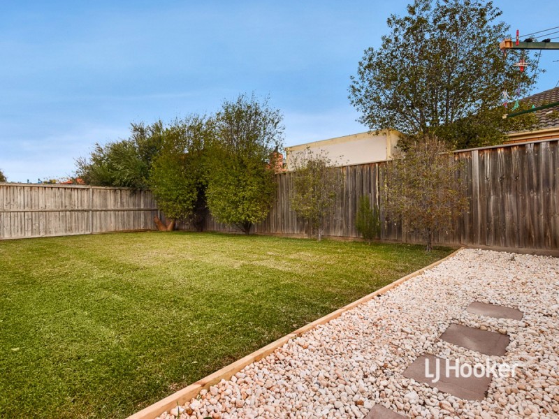 12 Snowbush Terrace, Point Cook VIC 3030