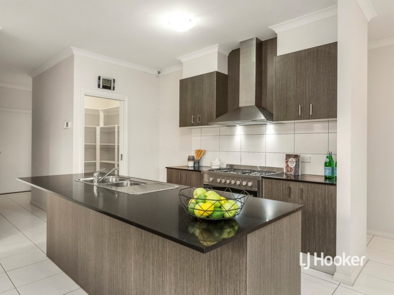 61 Bliss Street, Point Cook VIC 3030