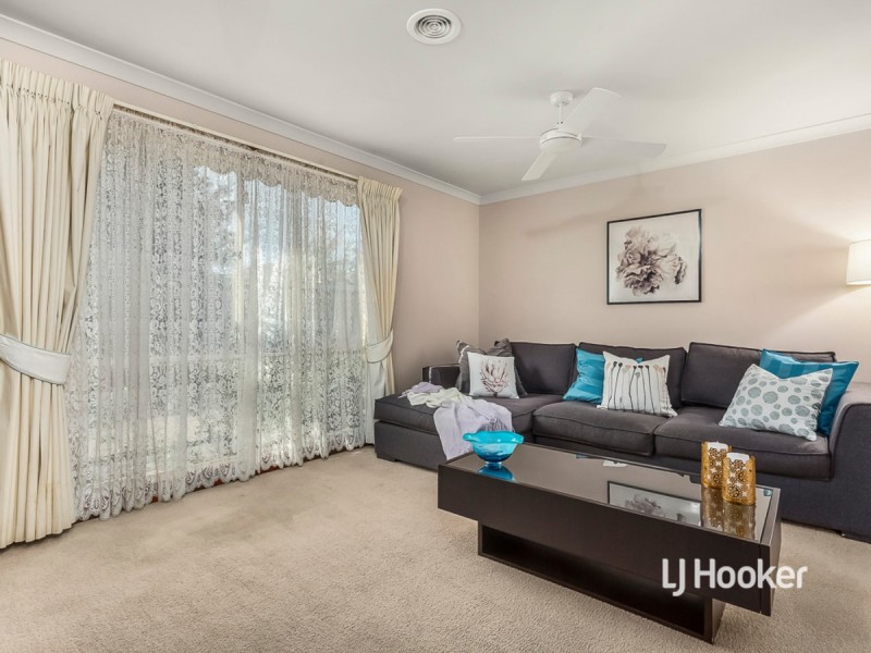 32 Spindrift Way, Seabrook VIC 3028
