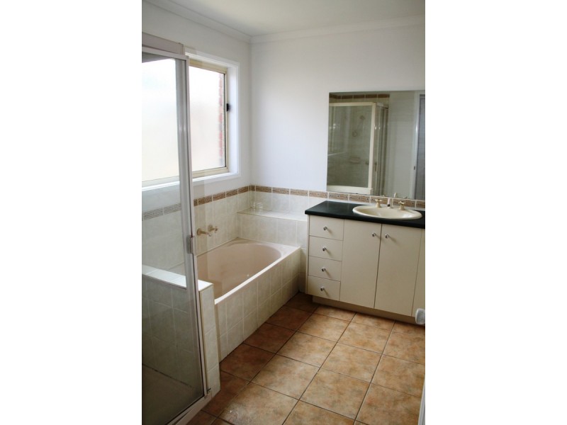 26 Kerford Crescent, Point Cook VIC 3030