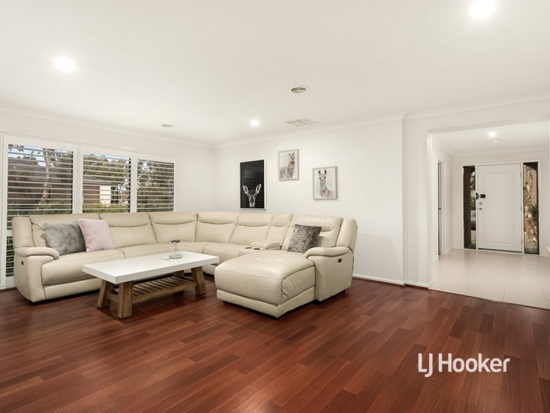12 Truscott Grove, Point Cook VIC 3030