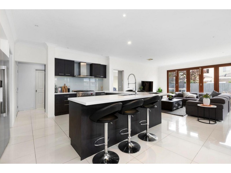 21 Findon Court, Point Cook VIC 3030