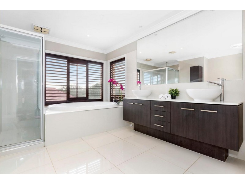 21 Findon Court, Point Cook VIC 3030