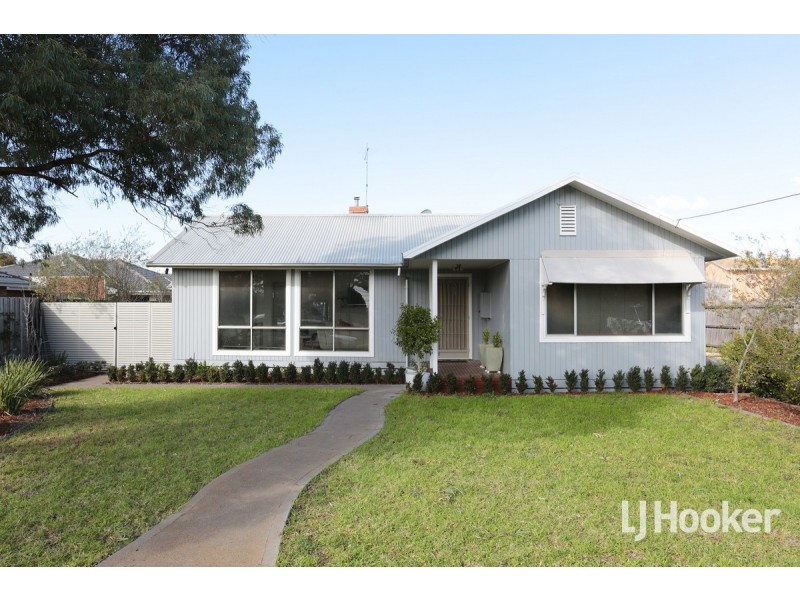 1/16 McNamara Road, Laverton VIC 3028