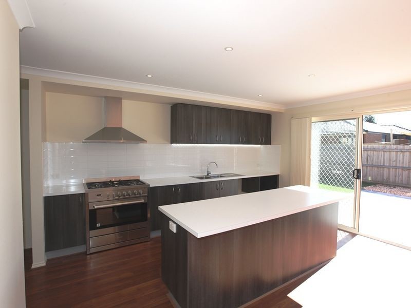 6 Essence Lane, Point Cook VIC 3030