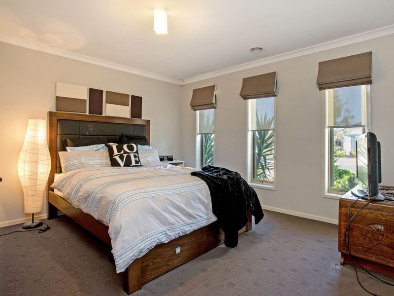 72 Brownlow Drive, Point Cook VIC 3030