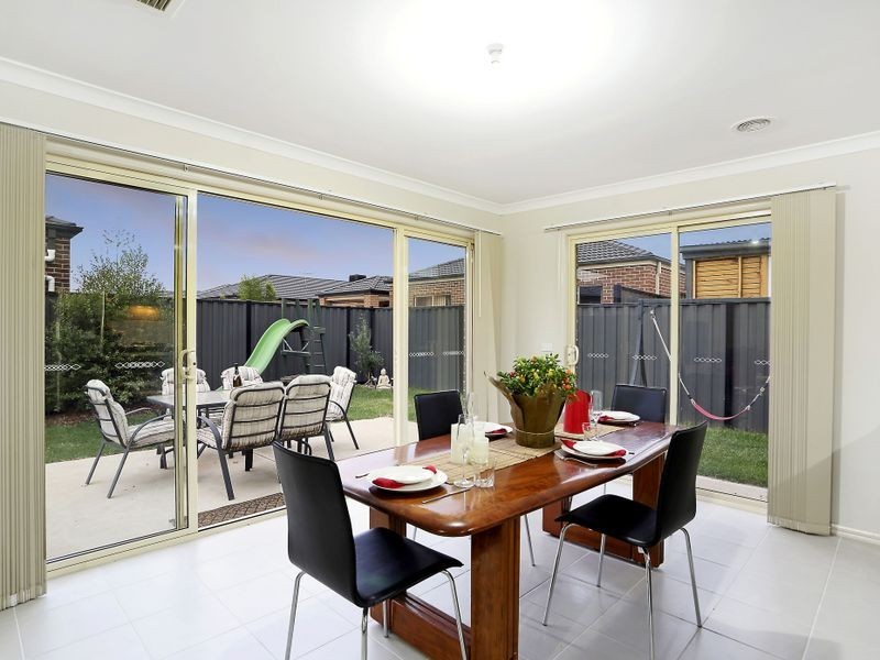 1 Sincere Drive, Point Cook VIC 3030