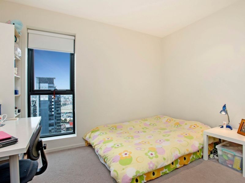 2502/380 Little Londsale Street, Melbourne VIC 3000