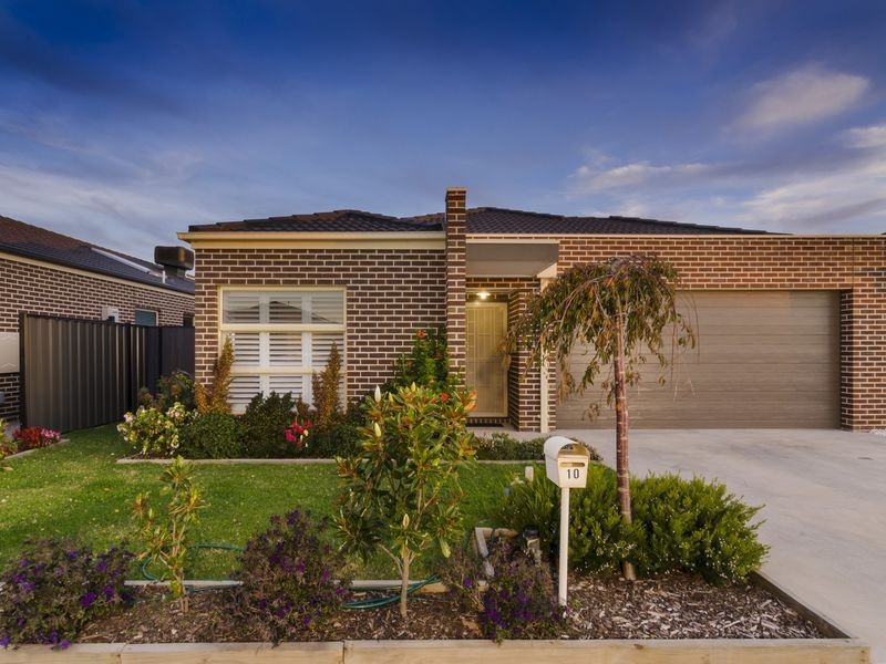 10 Shield Road, Point Cook VIC 3030