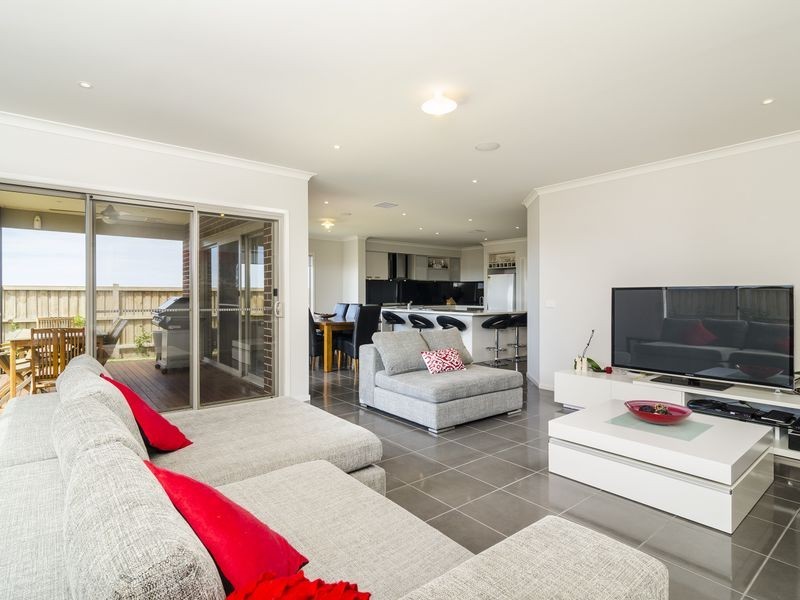 333 Saltwater Promenade, Point Cook VIC 3030