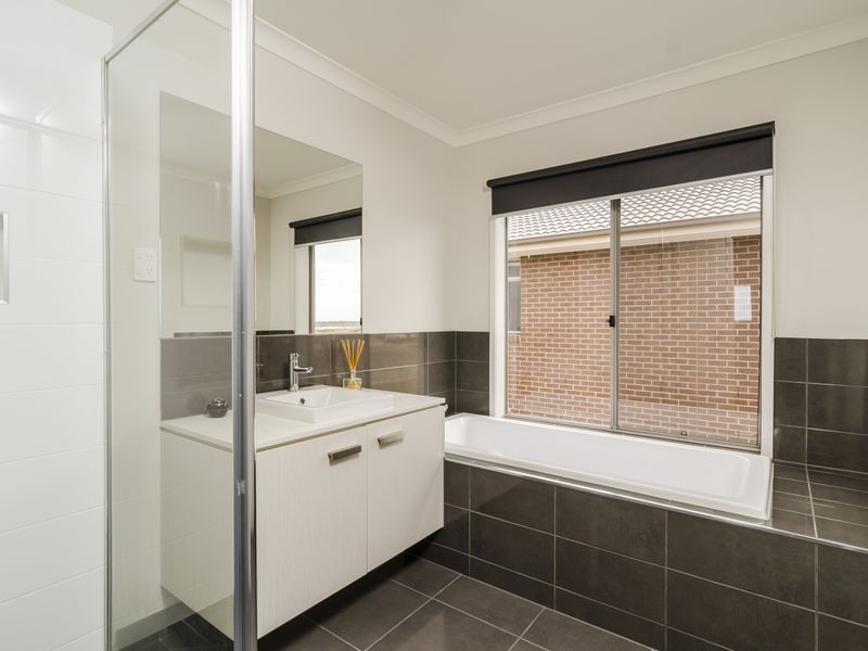 333 Saltwater Promenade, Point Cook VIC 3030