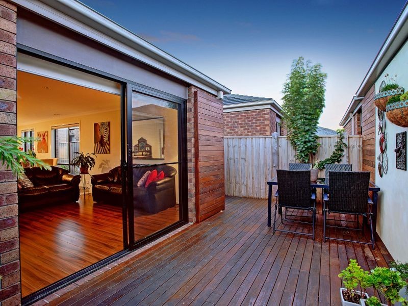 202 Saltwater Promenade, Point Cook VIC 3030